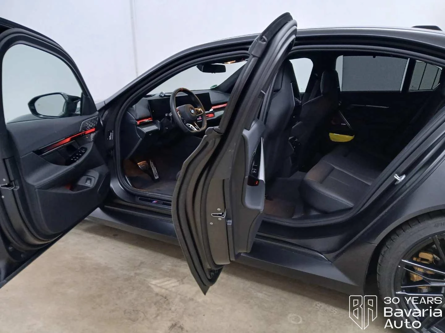 BMW M5 M Drivers Sportautomatic, снимка 5 - Автомобили и джипове - 54345050