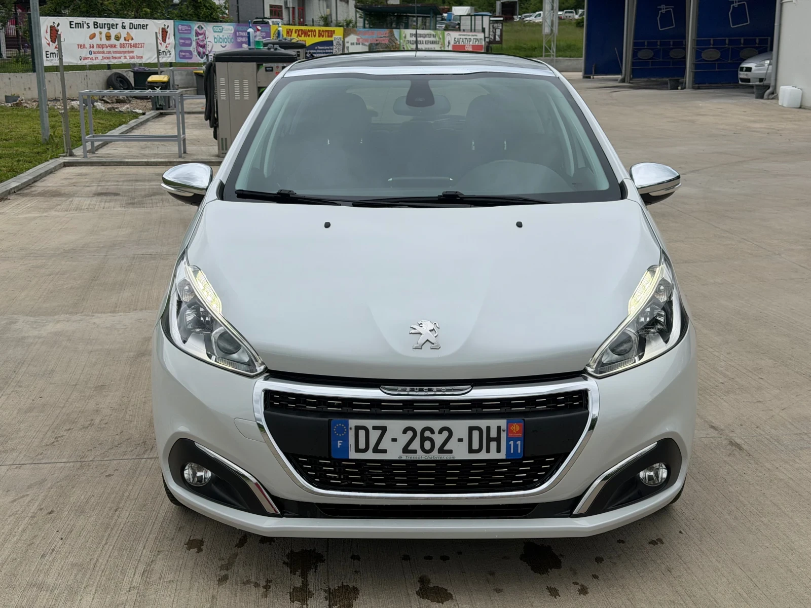 Peugeot 208 1.2* Allure* АВТОМАТИК, снимка 2 - Автомобили и джипове - 54584477