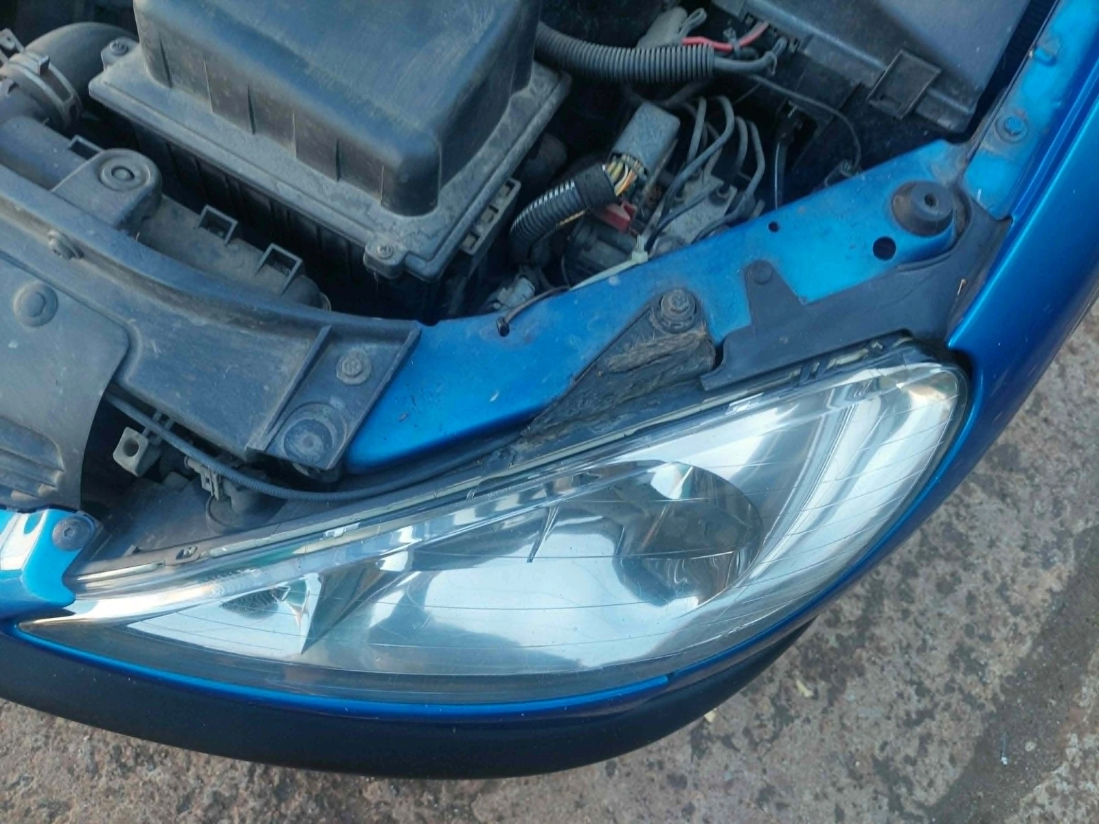 Peugeot 206 cc, снимка 16 - Автомобили и джипове - 55678489