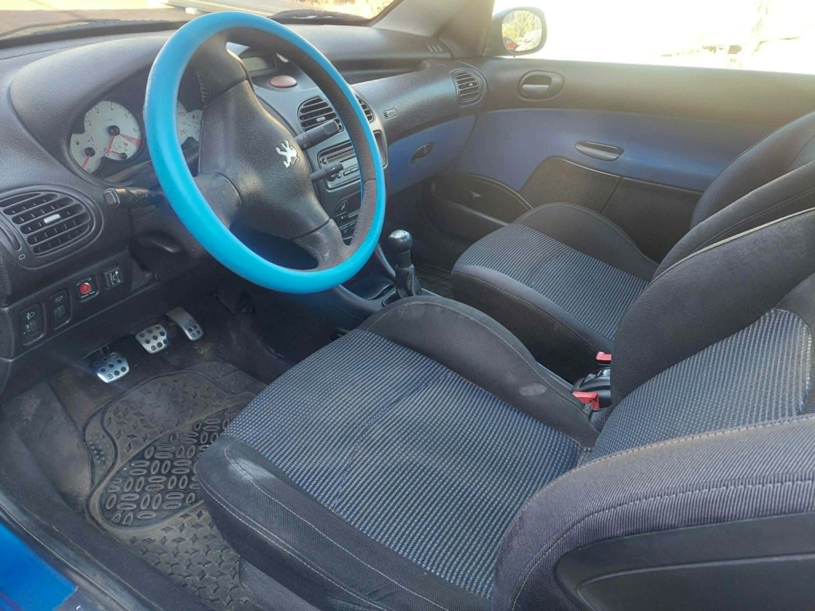 Peugeot 206 cc, снимка 7 - Автомобили и джипове - 55678489