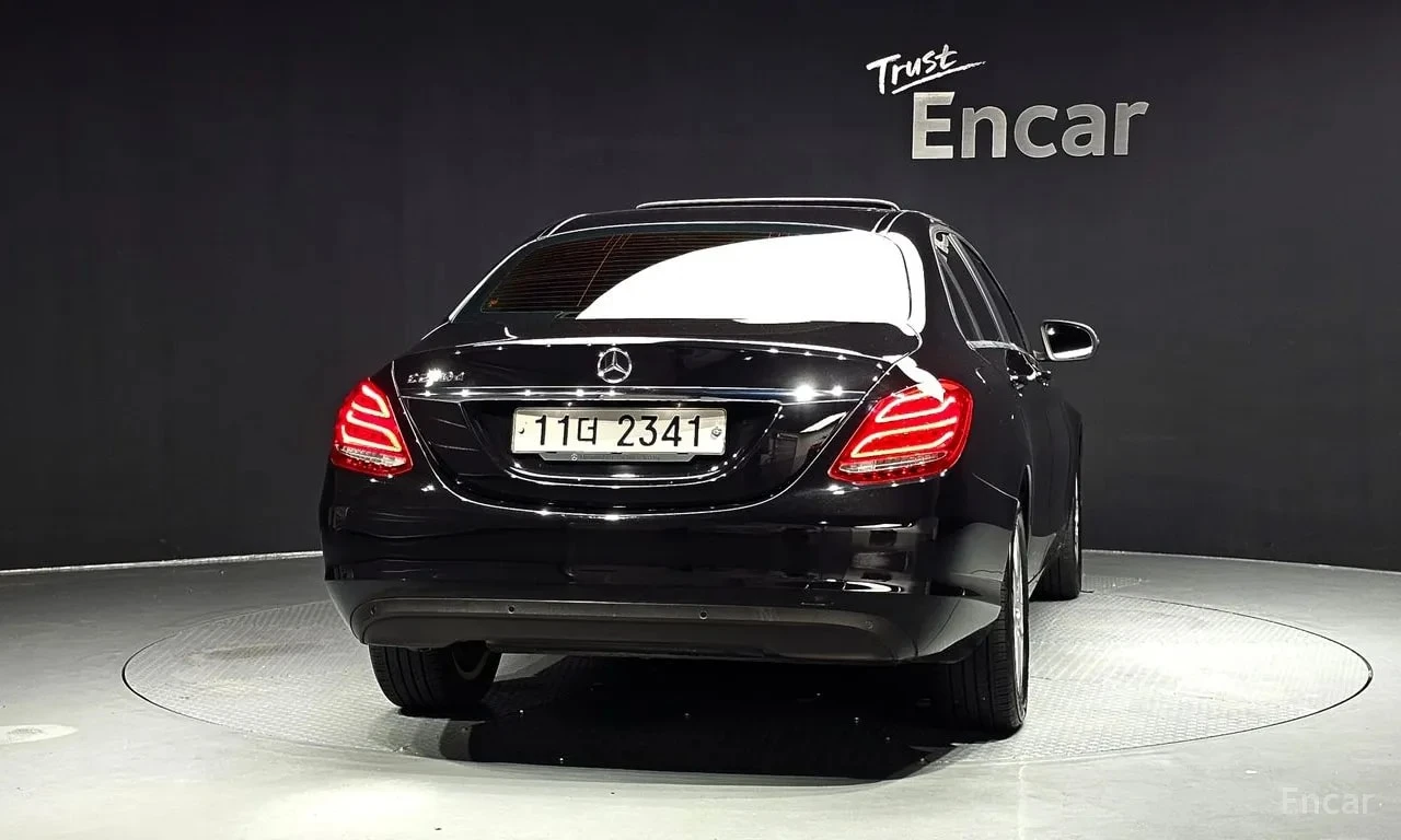 Mercedes-Benz C 200 AMG PACK* ФИКСИРАНА ЦЕНА ДО БЪЛГАРИЯ* , снимка 4 - Автомобили и джипове - 56114955