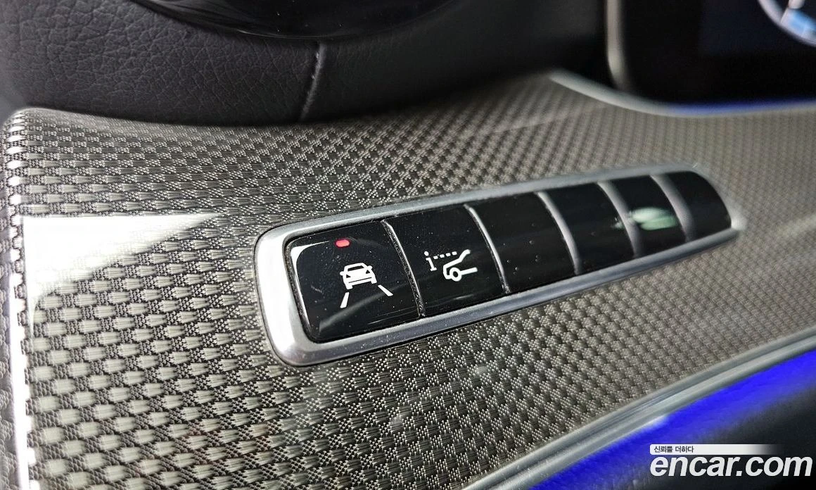 Mercedes-Benz CLS CLS300d AMG Line, снимка 17 - Автомобили и джипове - 56116961