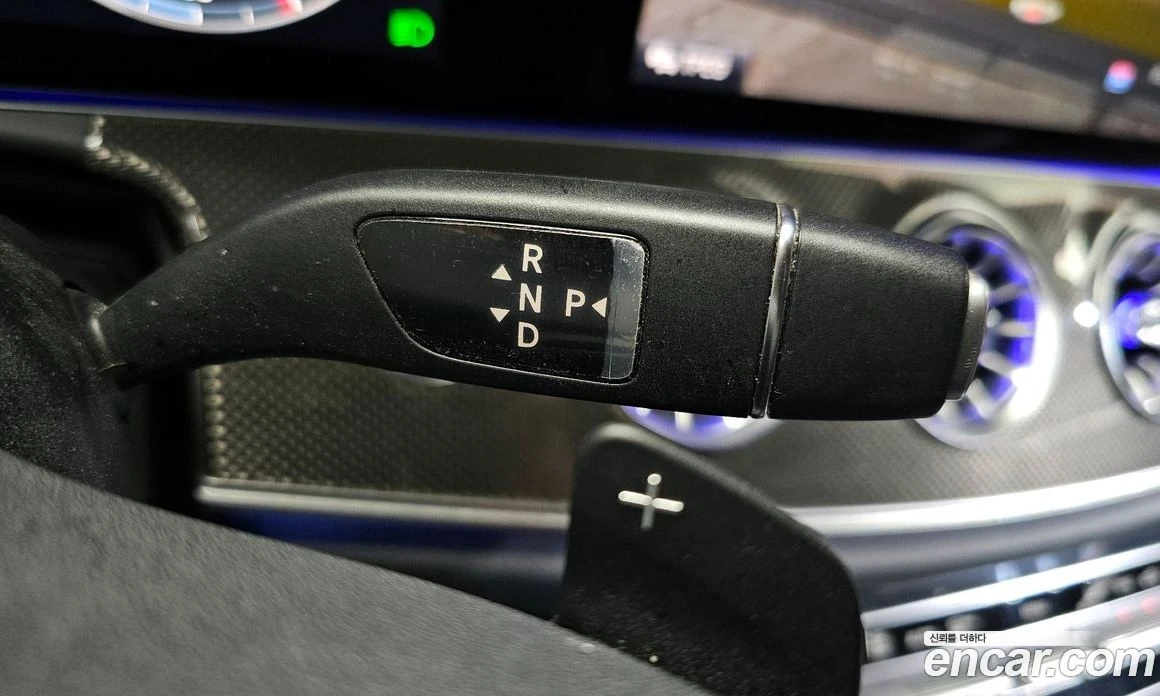 Mercedes-Benz CLS CLS300d AMG Line, снимка 9 - Автомобили и джипове - 56116961