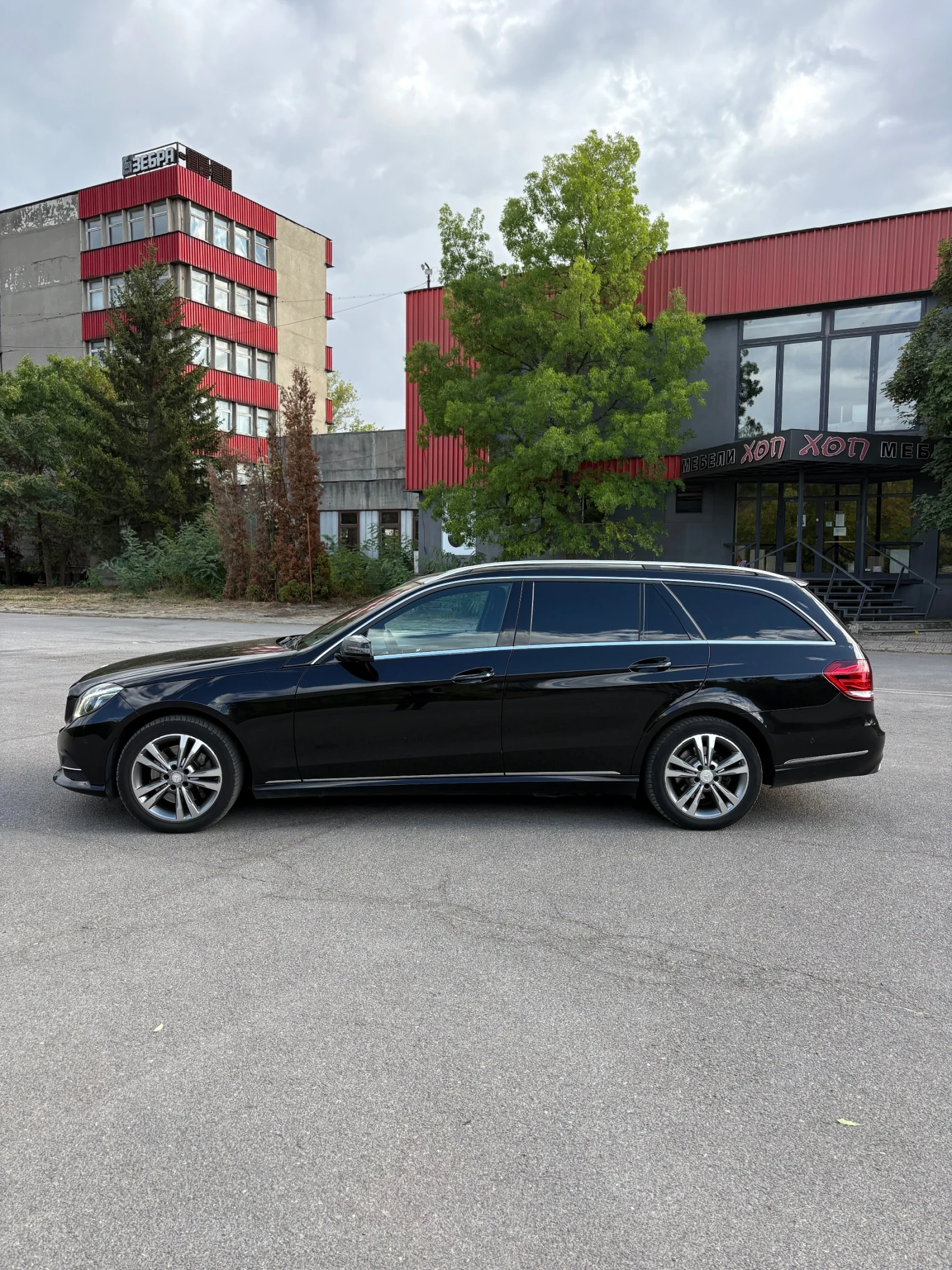 Mercedes-Benz E 220 W212/Bluetec/Avantgarde, снимка 2 - Автомобили и джипове - 56182337