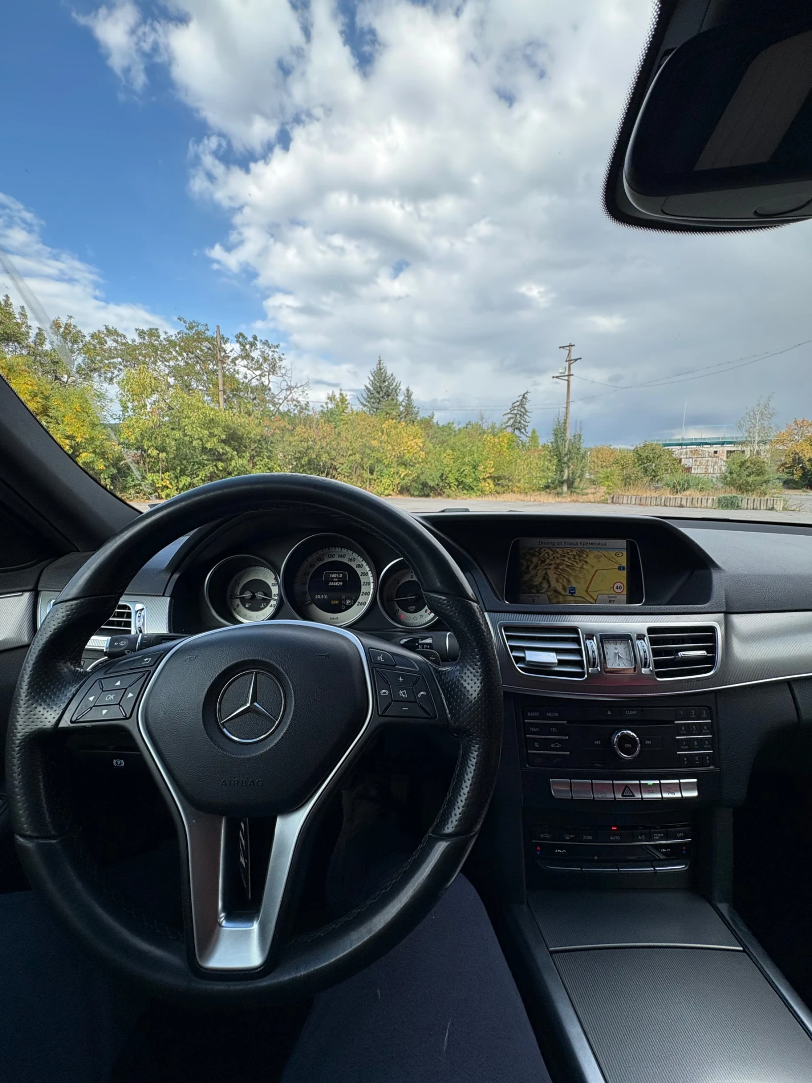 Mercedes-Benz E 220 W212/Bluetec/Avantgarde, снимка 13 - Автомобили и джипове - 56182337