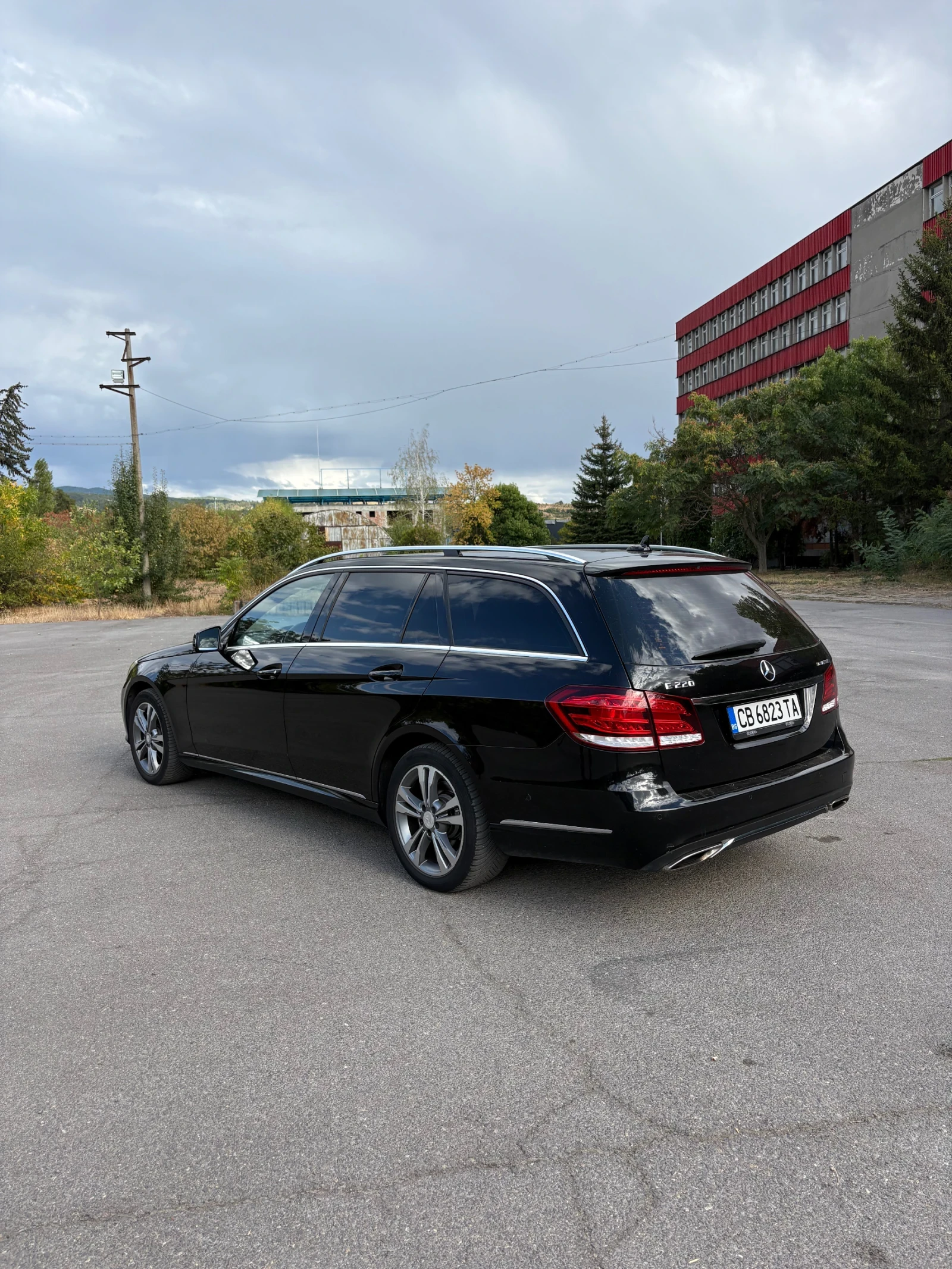 Mercedes-Benz E 220 W212/Bluetec/Avantgarde, снимка 3 - Автомобили и джипове - 56182337