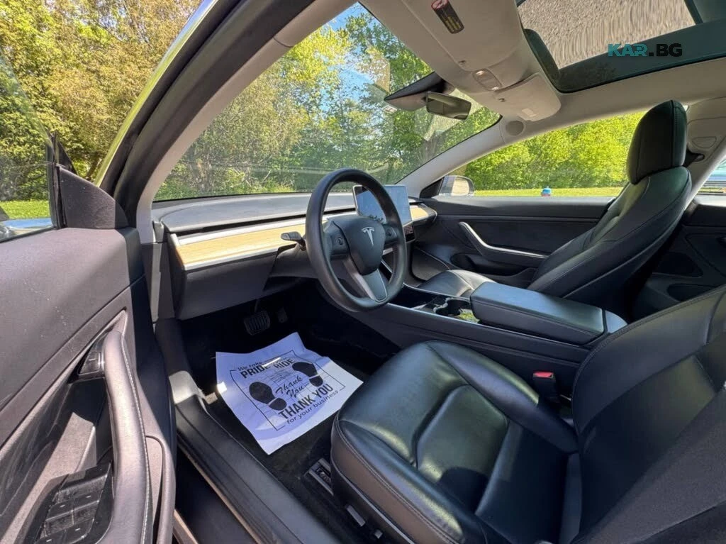 Tesla Model 3 Standard Range Plus* PANO* ПОДГРЕВ* КРАЙНА ЦЕНА* , снимка 8 - Автомобили и джипове - 56183561