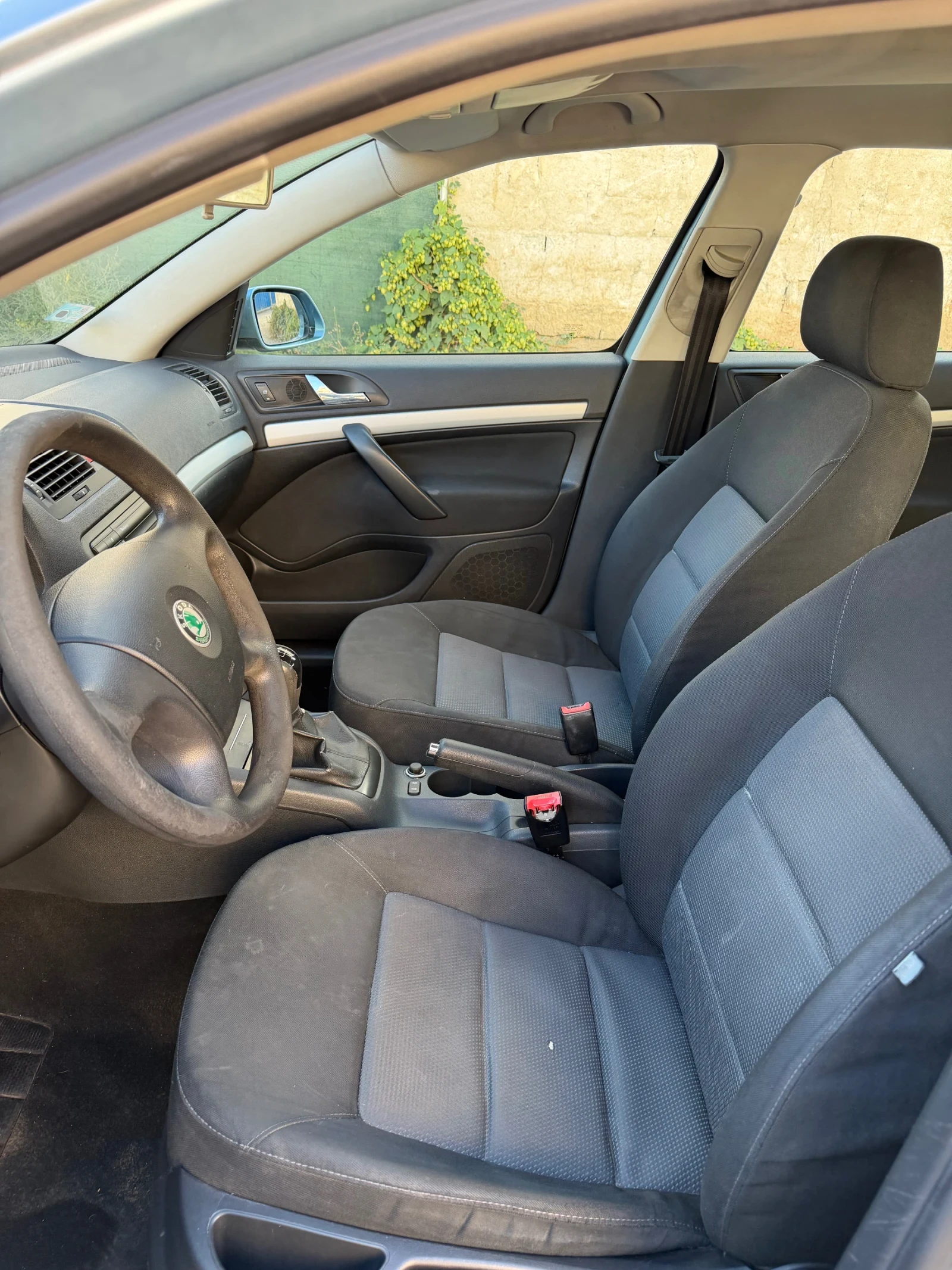 Skoda Octavia, снимка 11 - Автомобили и джипове - 56299353