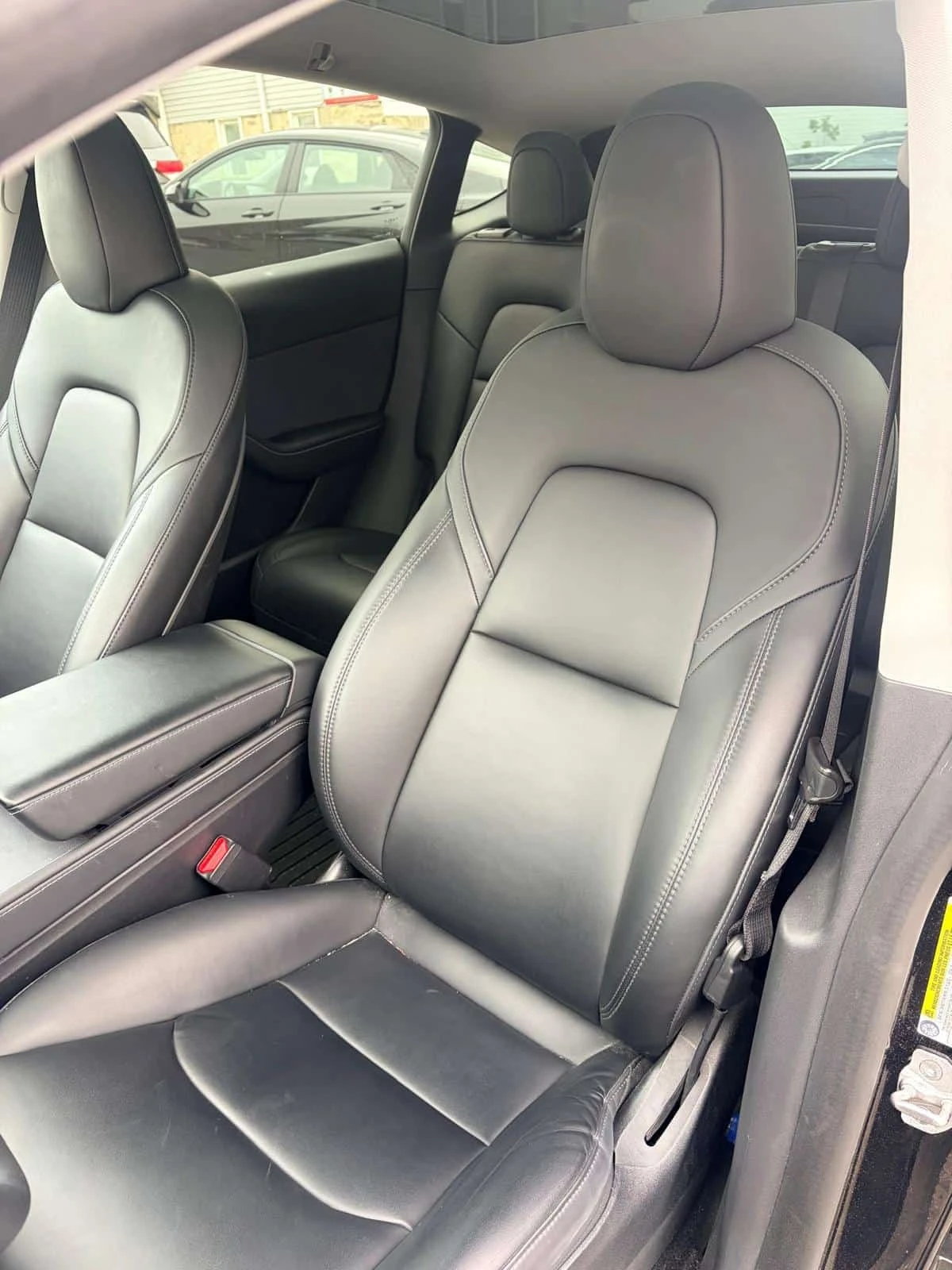 Tesla Model Y * RWD * CARFAX * ��� ������������ ������ | Mobile.bg � ����������� 5