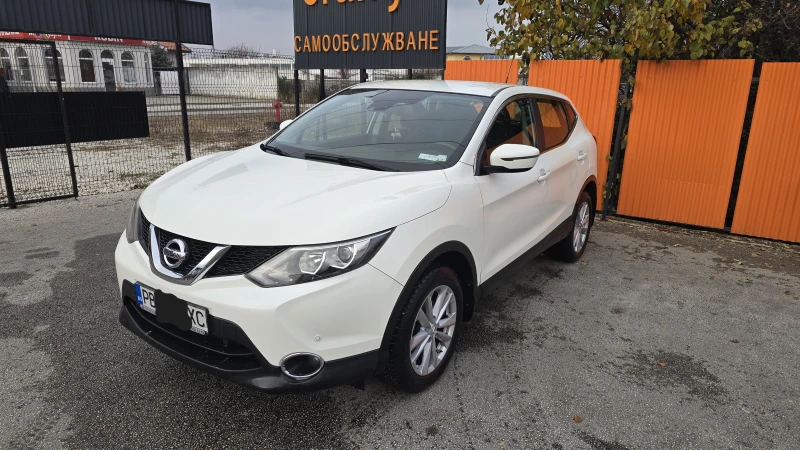 Nissan Qashqai, снимка 6 - Автомобили и джипове - 48227181