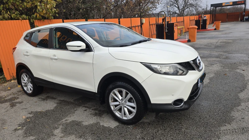 Nissan Qashqai, снимка 2 - Автомобили и джипове - 48227181