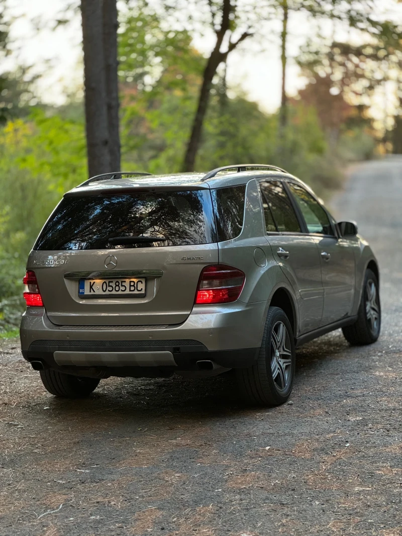 Mercedes-Benz ML 320 4MATIC, снимка 6 - Автомобили и джипове - 49277532