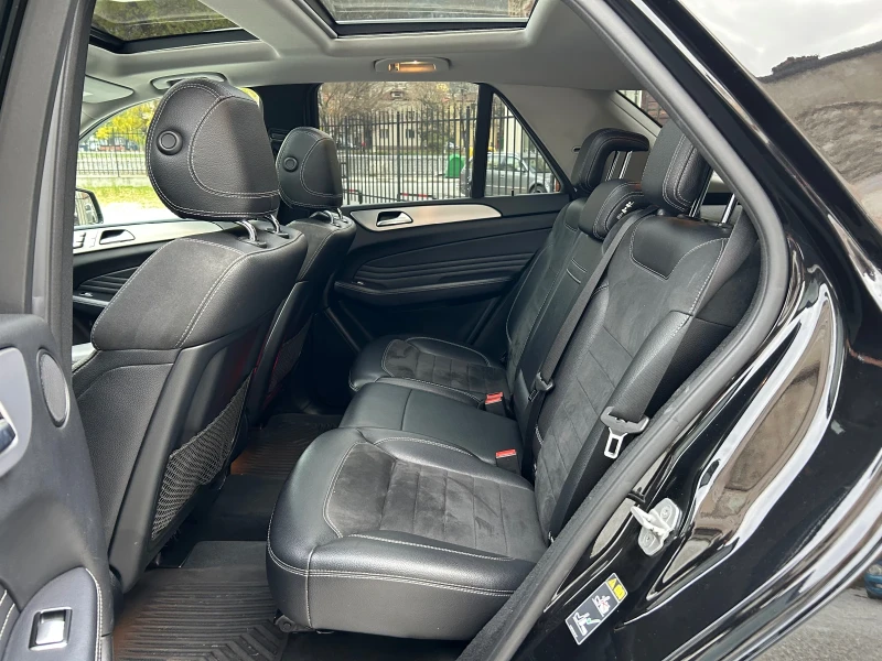 Mercedes-Benz ML 350 AMG 6.3 PACK* 4MATIC* PANORAMA, снимка 10 - Автомобили и джипове - 52540739