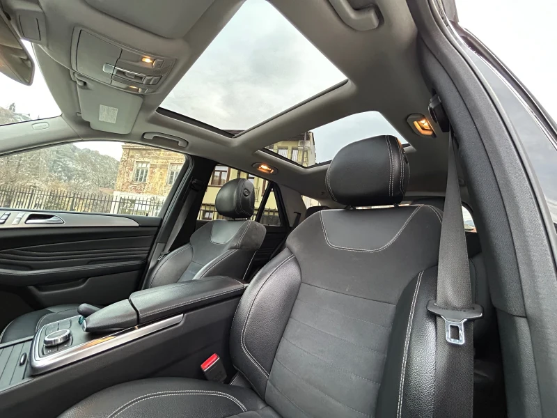 Mercedes-Benz ML 350 AMG 6.3 PACK* 4MATIC* PANORAMA, снимка 9 - Автомобили и джипове - 52540739
