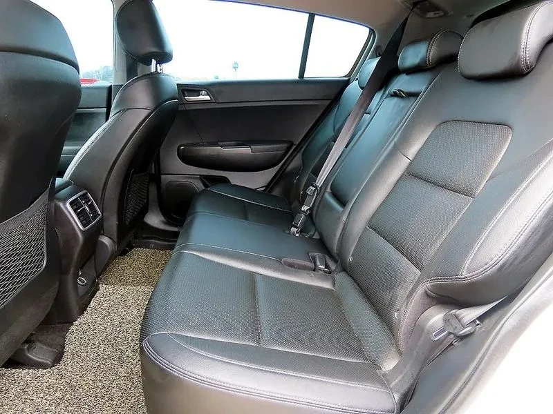 Kia Sportage The Bold Diesel 2.0 2Wd Prestige, снимка 6 - Автомобили и джипове - 55100604