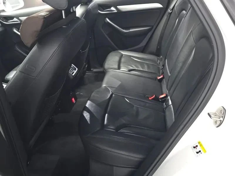 Audi Q3, снимка 11 - Автомобили и джипове - 56687660