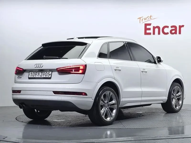 Audi Q3, снимка 2 - Автомобили и джипове - 56687660