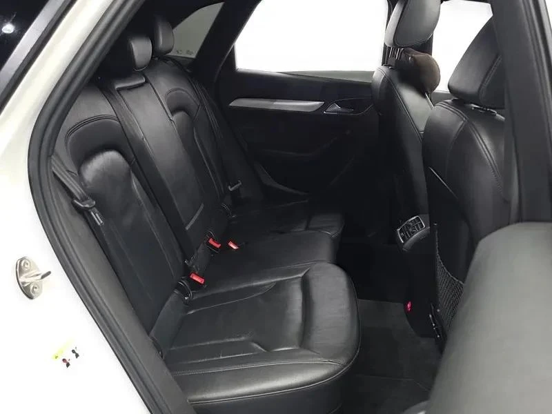 Audi Q3, снимка 12 - Автомобили и джипове - 56687660