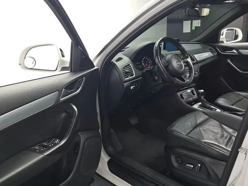 Audi Q3, снимка 10 - Автомобили и джипове - 56687660
