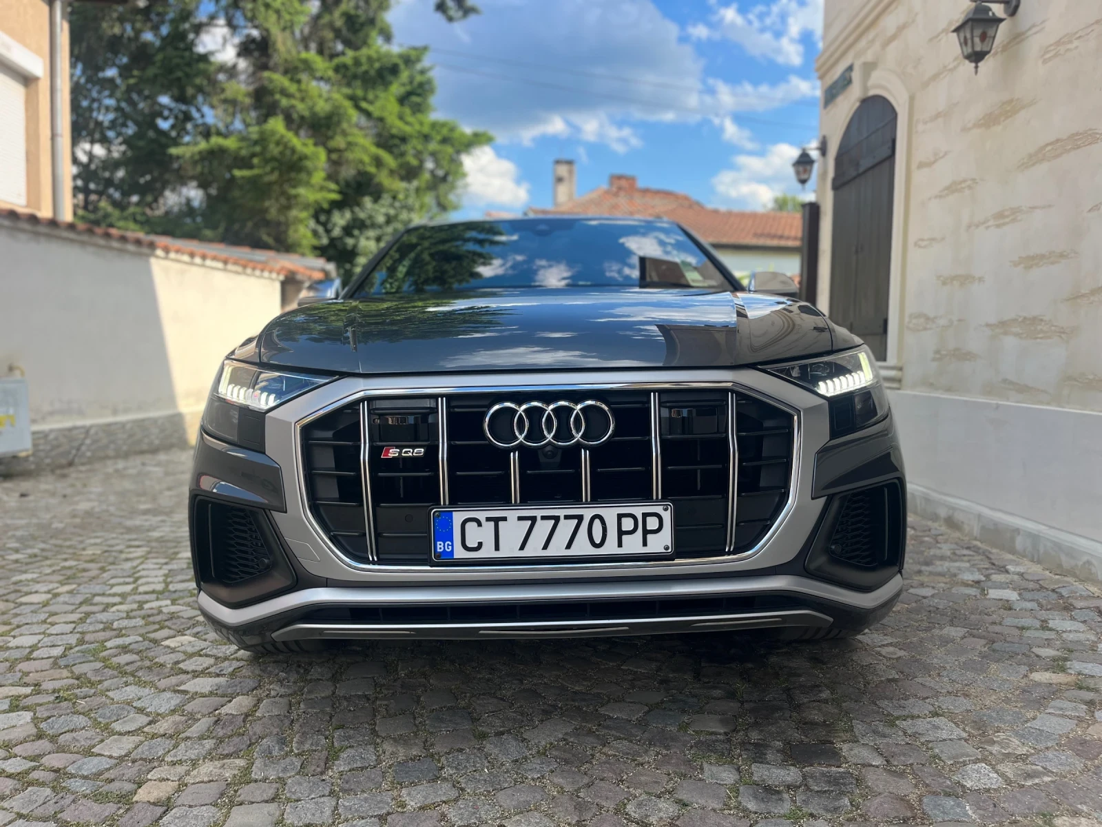 Audi SQ8  - изображение 2
