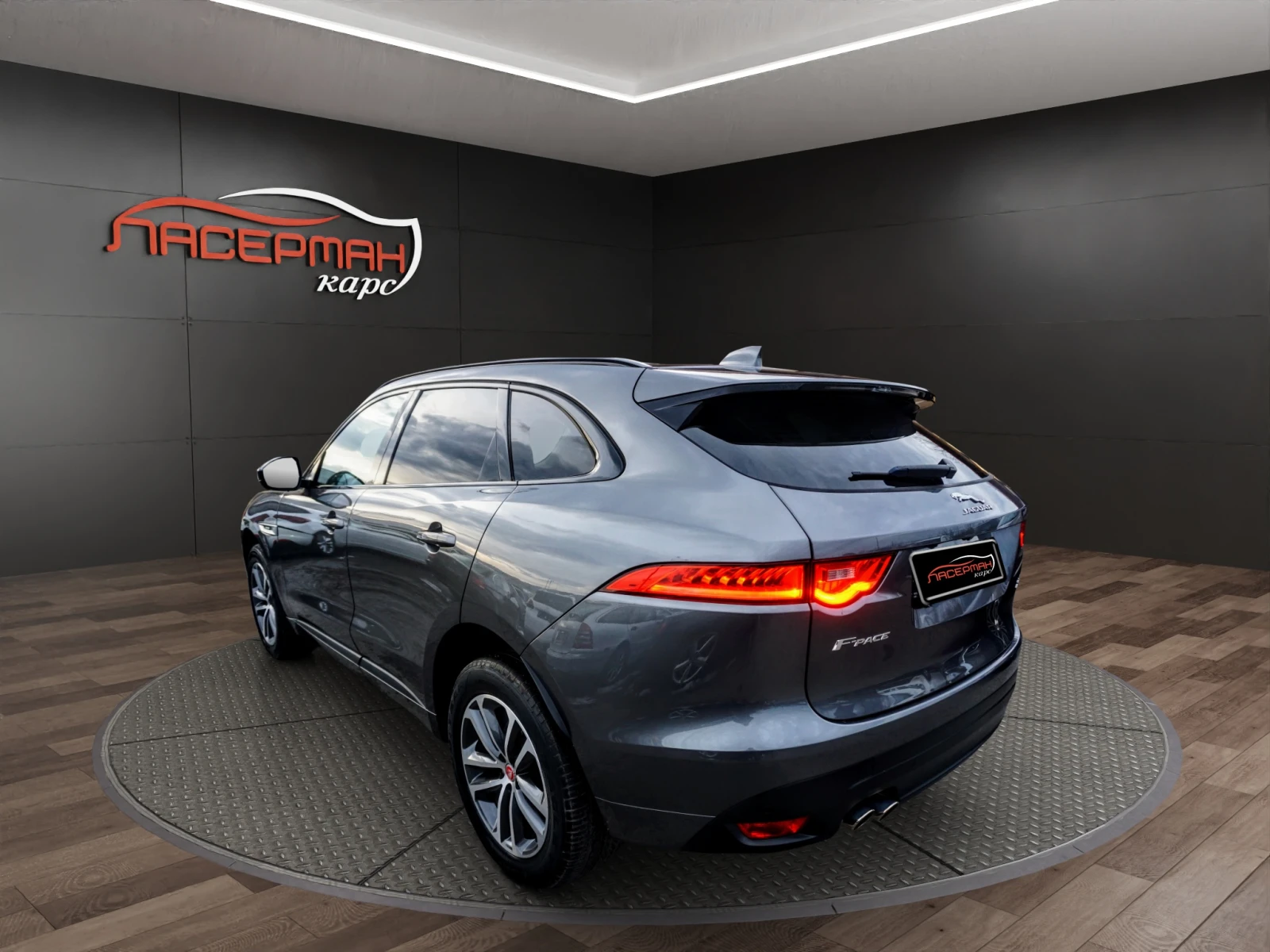 Jaguar F-PACE 2.0D R-SPORT AWD - изображение 4