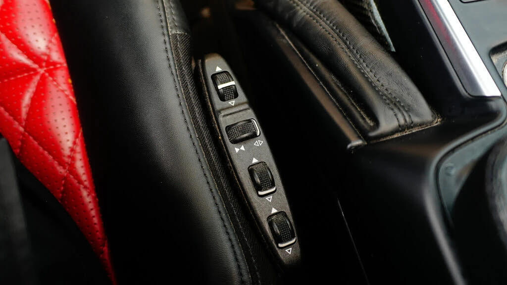 Mercedes-Benz G 63 AMG 4matic * CARFAX * АвтоКредит * (ЦЕНА ДО БГ) - изображение 8