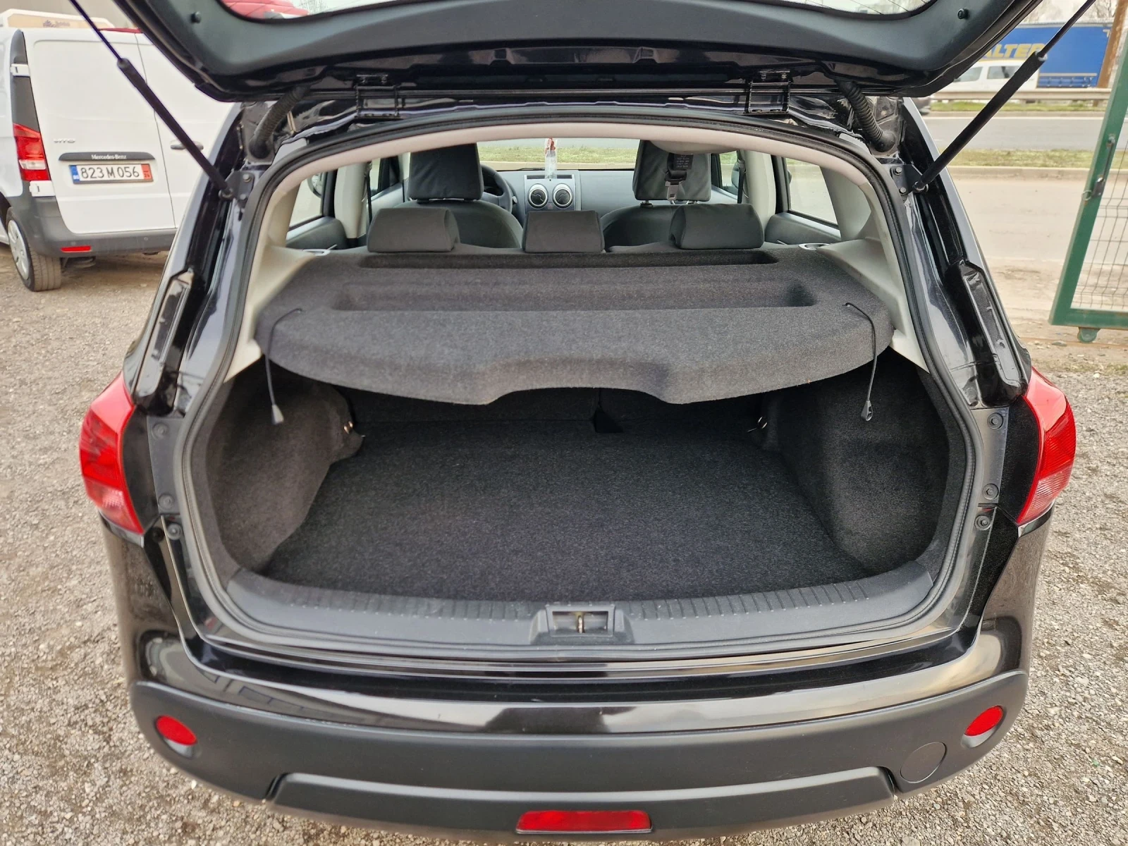 Nissan Qashqai 1.6i16v 114HP.ITALIA - изображение 7