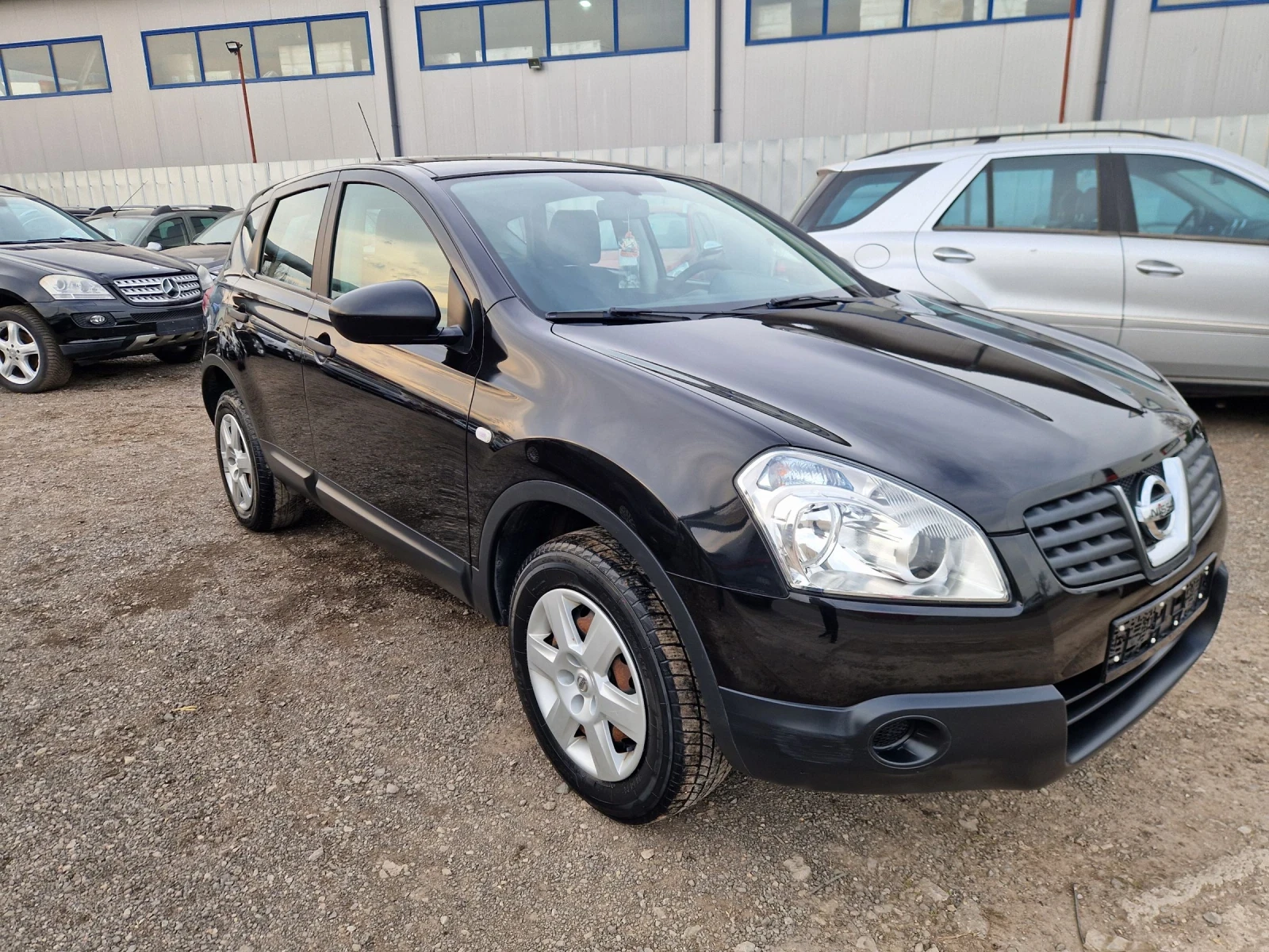 Nissan Qashqai 1.6i16v 114HP.ITALIA, снимка 11 - Автомобили и джипове - 53753284