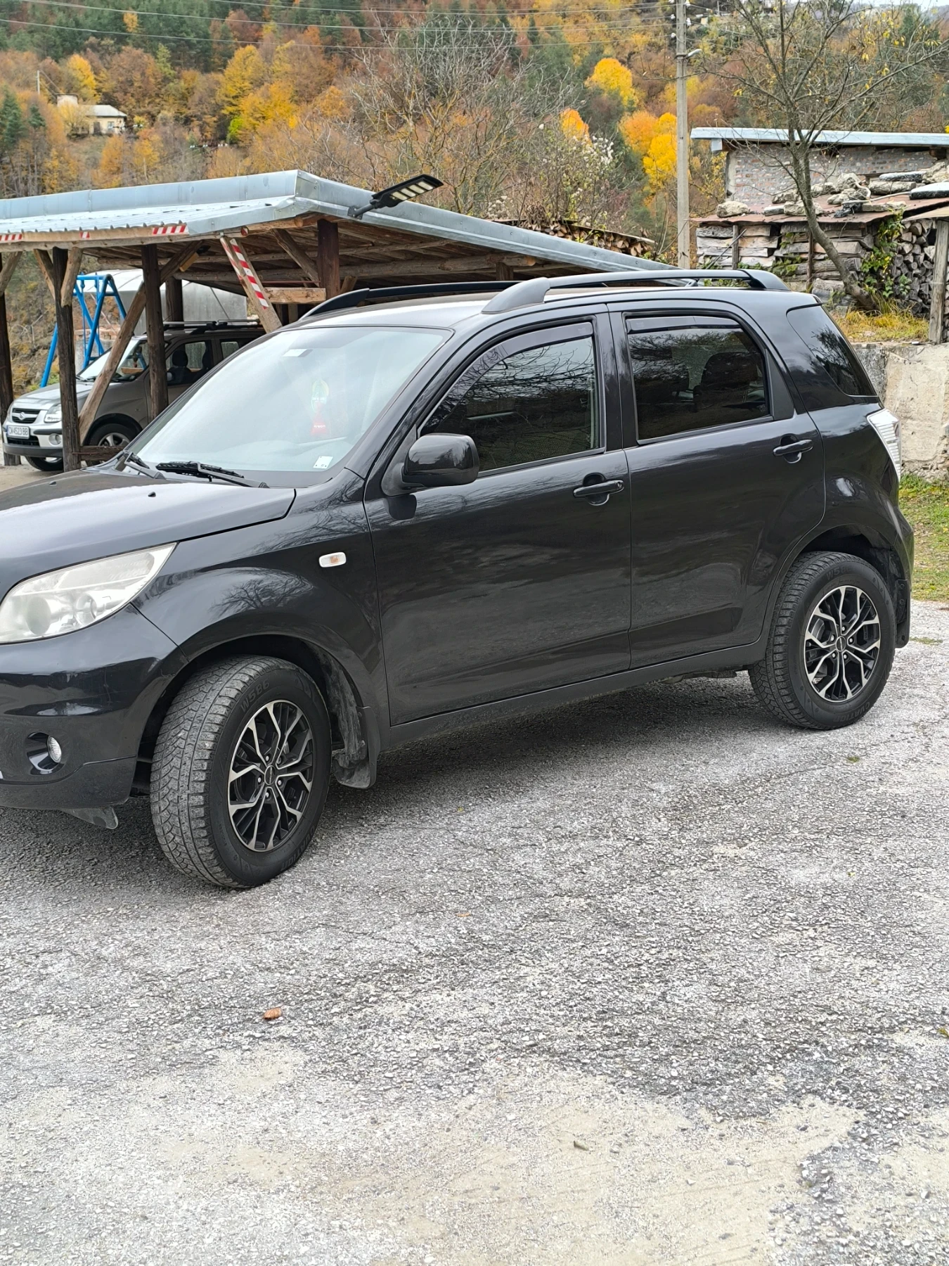 Daihatsu Terios 1.5, снимка 5 - Автомобили и джипове - 54714399