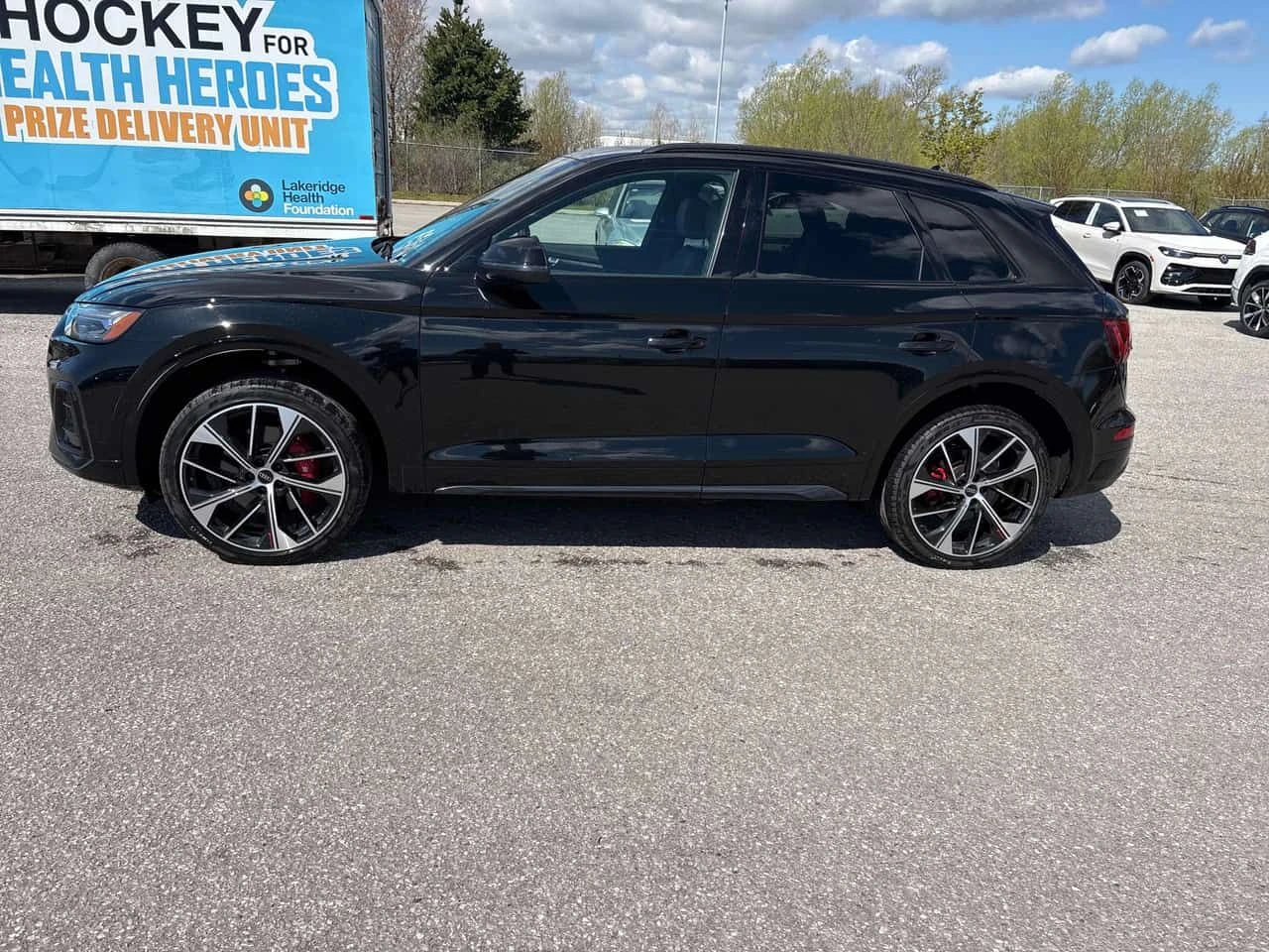 Audi SQ5 Technik/ОБДУХВАНЕ/ПАНОРАМА/ДИСТРОНИК/360/OT AUDI, снимка 3 - Автомобили и джипове - 54461436