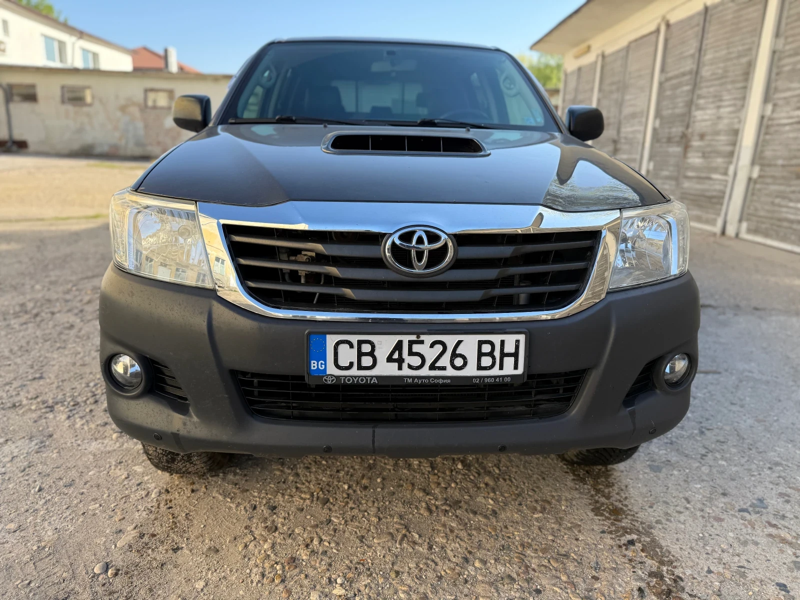 Toyota Hilux, снимка 14 - Автомобили и джипове - 54470532