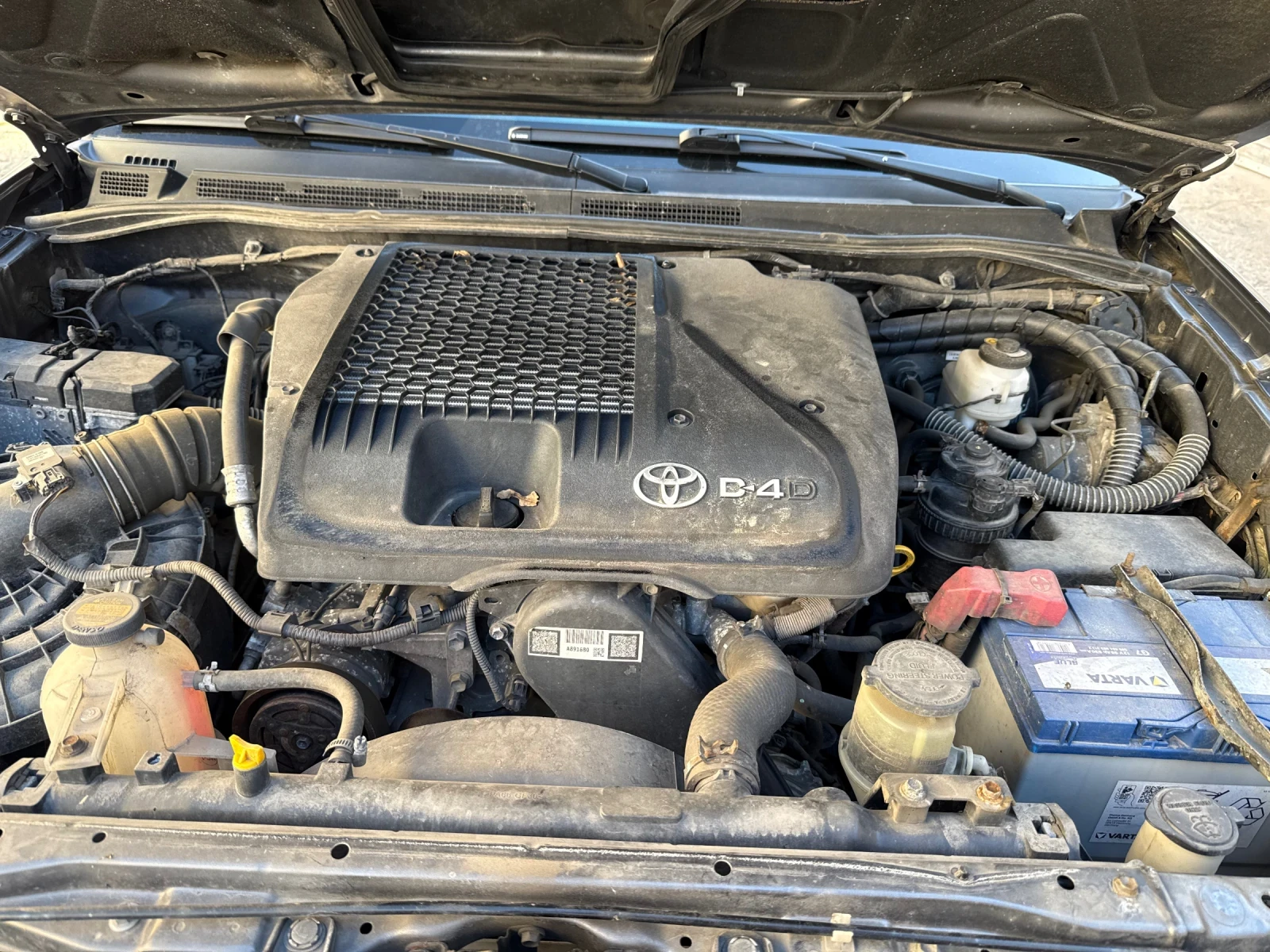Toyota Hilux, снимка 17 - Автомобили и джипове - 54470532