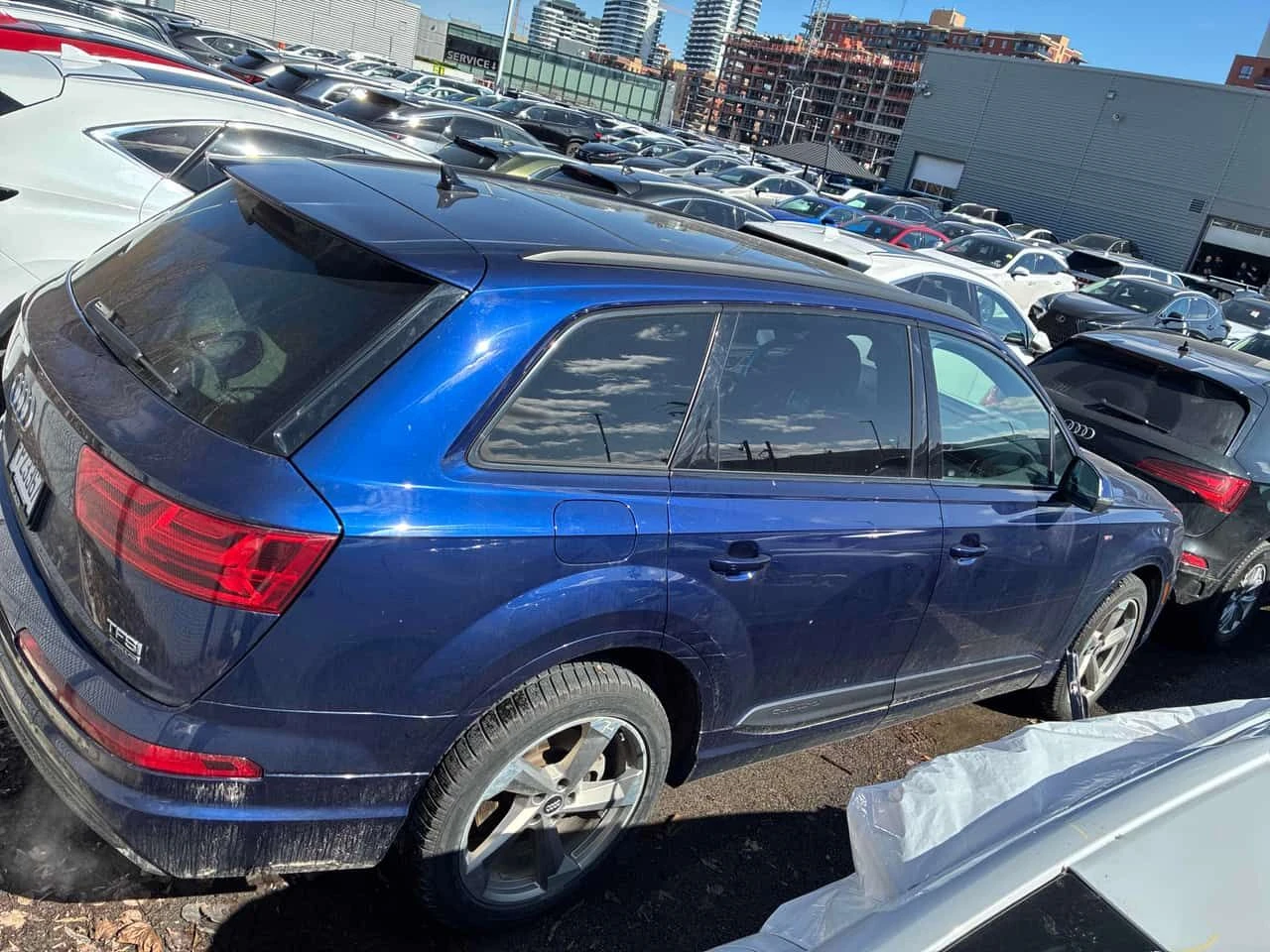 Audi Q7 * PROGRESSIV * АВТОКРЕДИТ БЕЗ ПЪРВОНАЧАЛНА ВНОСКА, снимка 3 - Автомобили и джипове - 54681577