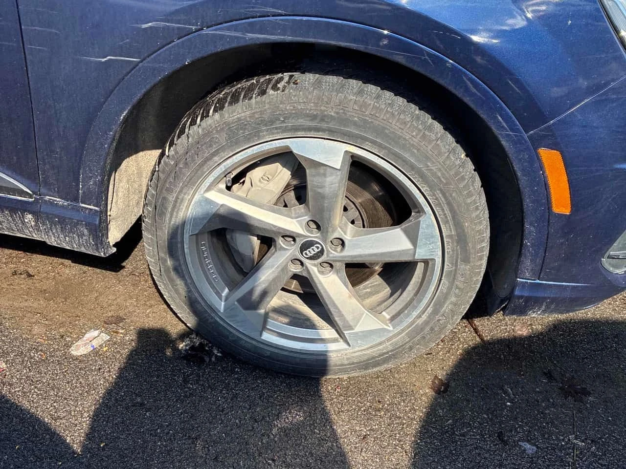 Audi Q7 * PROGRESSIV * АВТОКРЕДИТ БЕЗ ПЪРВОНАЧАЛНА ВНОСКА, снимка 5 - Автомобили и джипове - 54681577