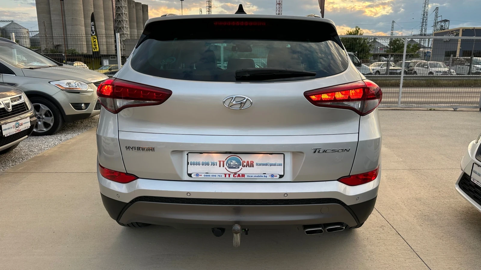 Hyundai Tucson 2.0crdi 6-скорости! Всички екстри! внос Франция!!!, снимка 5 - Автомобили и джипове - 54755345