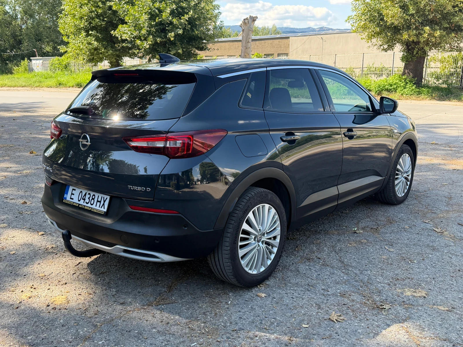 Opel Grandland X 1.6 TD AUTOMATIC 360 ОБСЛУЖЕН, снимка 7 - Автомобили и джипове - 55415636