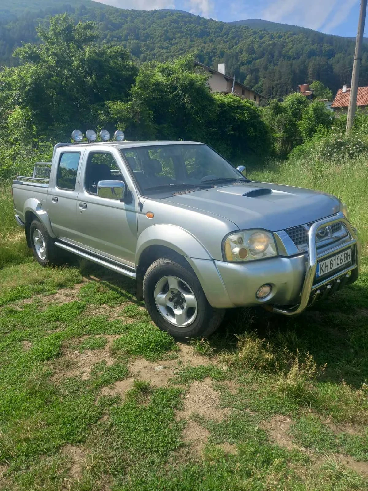 Nissan Navara, снимка 5 - Автомобили и джипове - 55771232