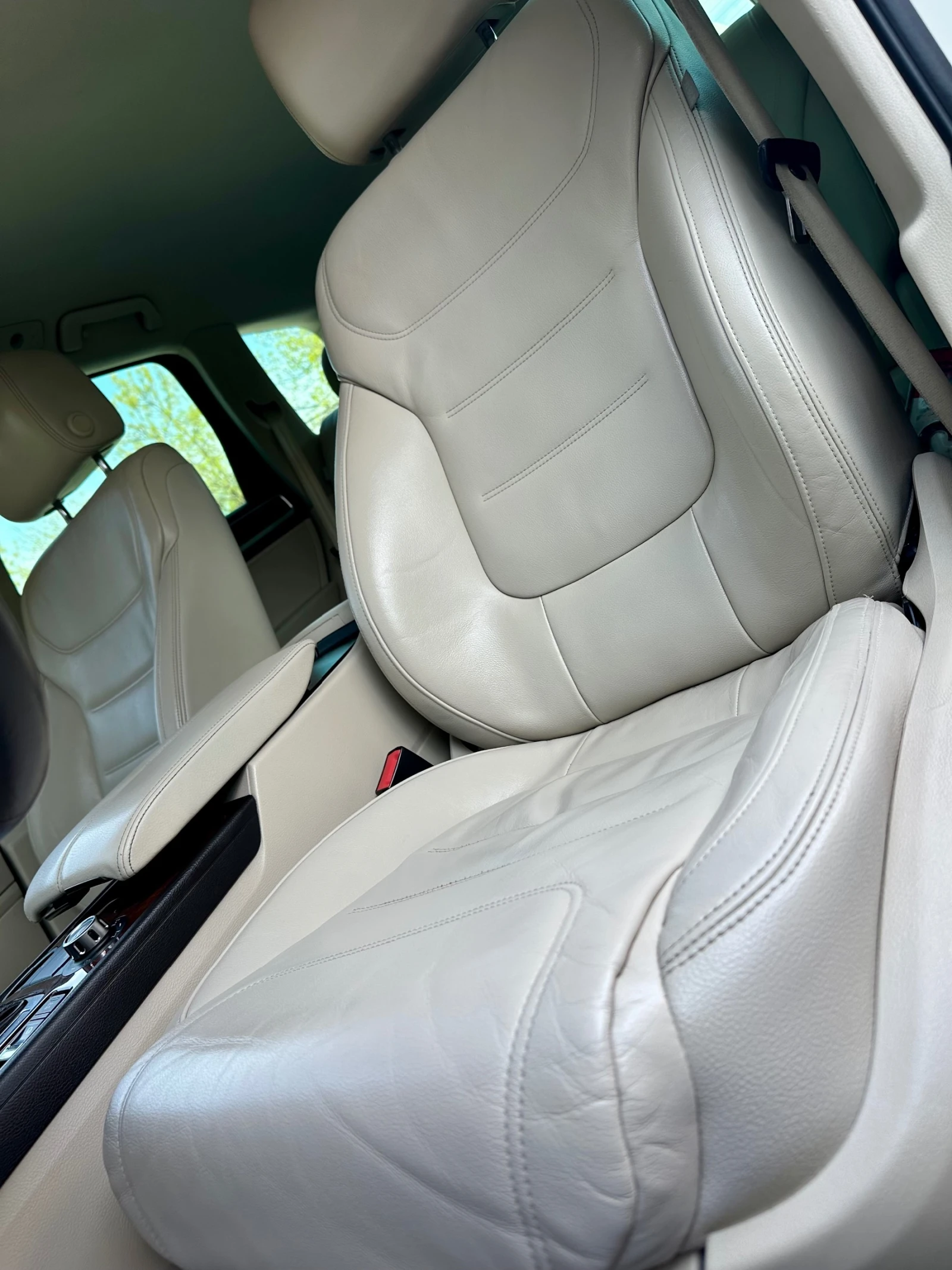 VW Touareg 3.0 TDI * 4х4* , снимка 16 - Автомобили и джипове - 55784203