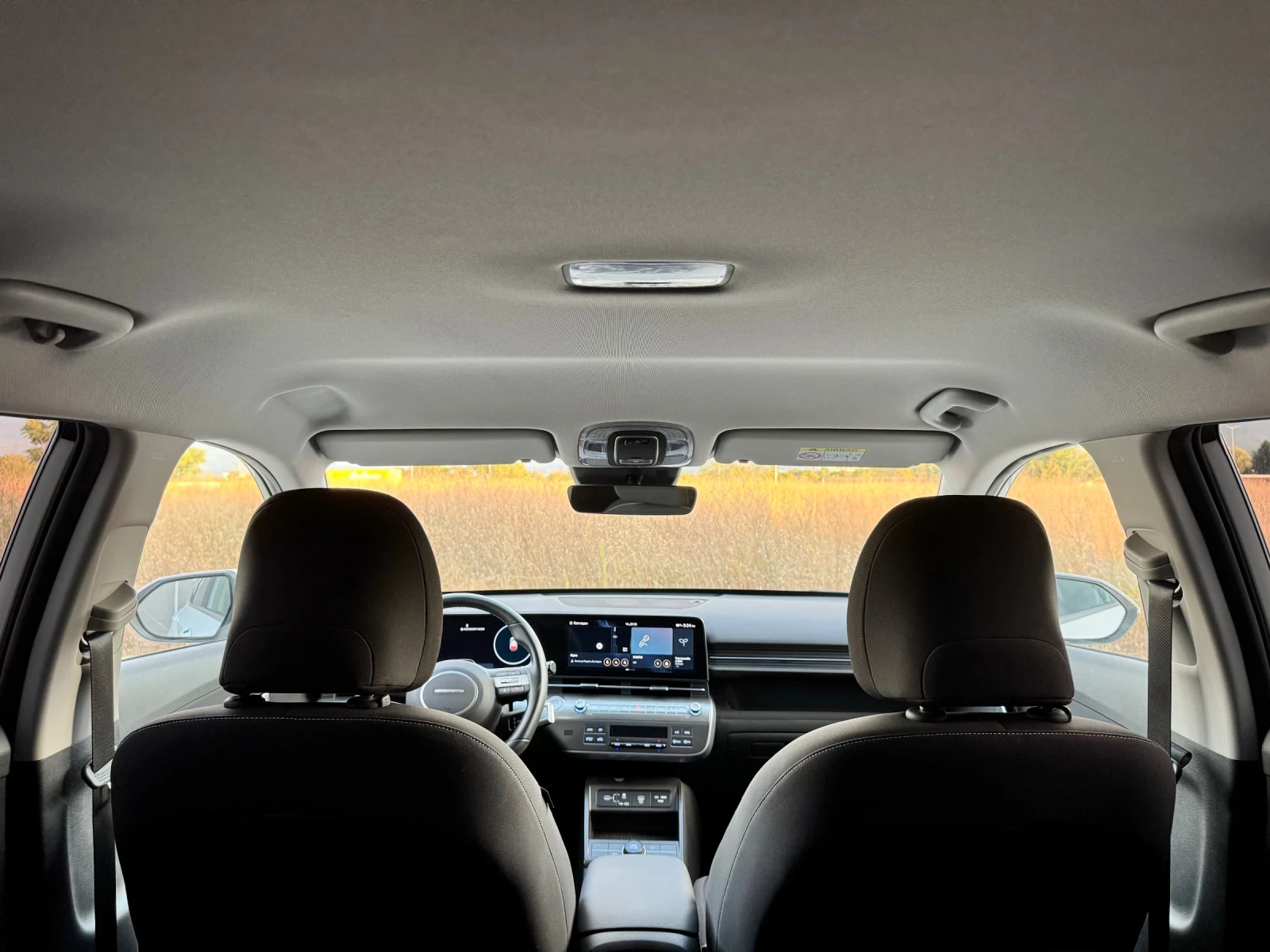 Hyundai Kona 65.4kw Full LED Distronic 100%Soh Термо ПомпаEuro, снимка 16 - Автомобили и джипове - 56251501