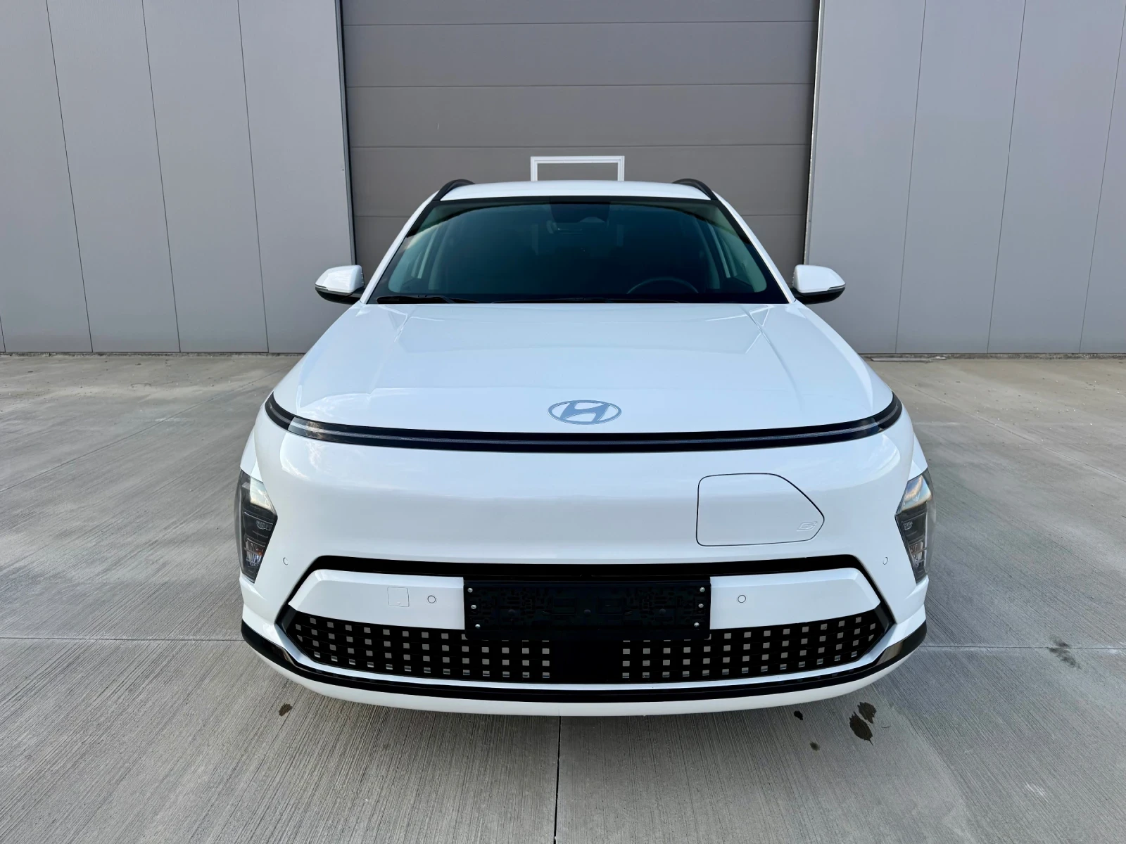 Hyundai Kona 65.4kw Full LED Distronic 100%Soh Термо ПомпаEuro, снимка 2 - Автомобили и джипове - 56251501
