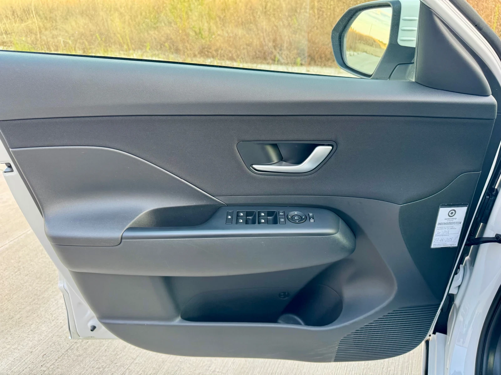 Hyundai Kona 65.4kw Full LED Distronic 100%Soh Термо ПомпаEuro, снимка 8 - Автомобили и джипове - 56251501