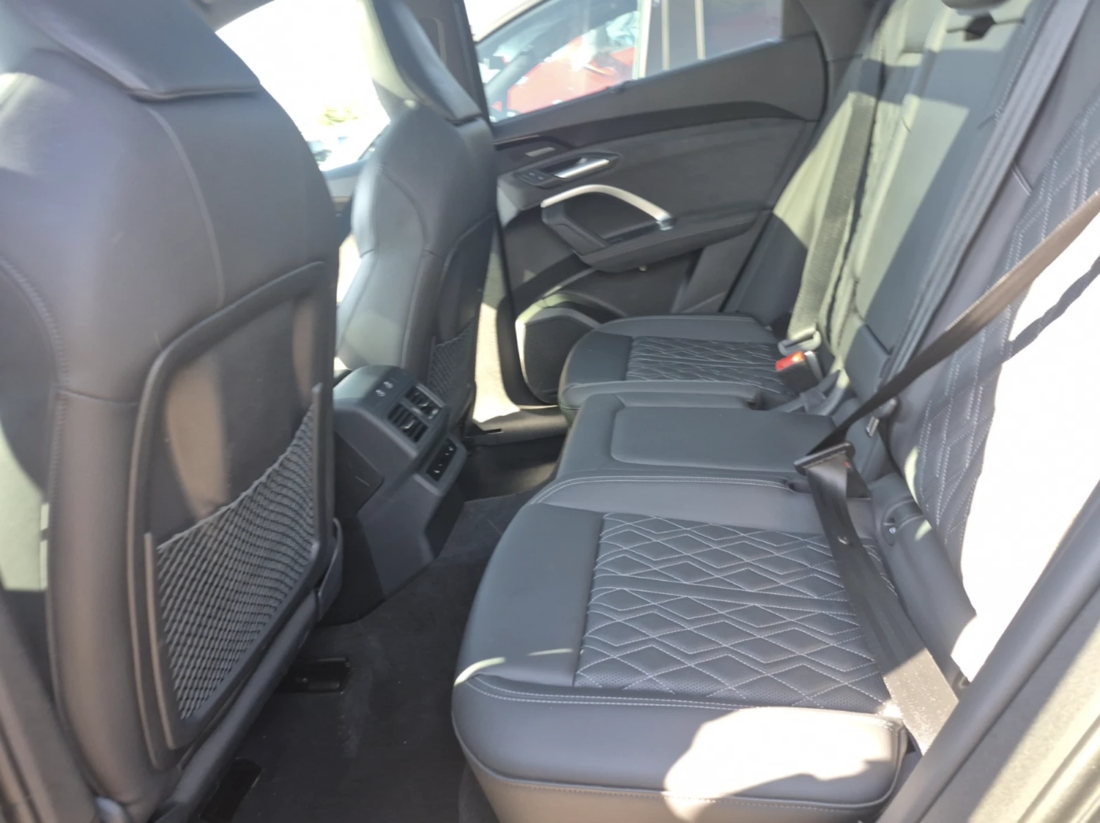 Audi SQ5 2025 Audi SQ5 Progressiv, снимка 8 - Автомобили и джипове - 56408361