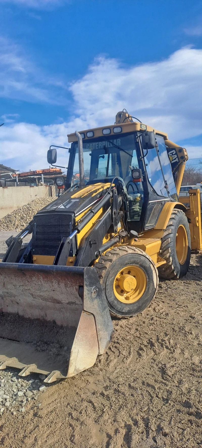 Багер Caterpillar 432d, снимка 1 - Индустриална техника - 49480867