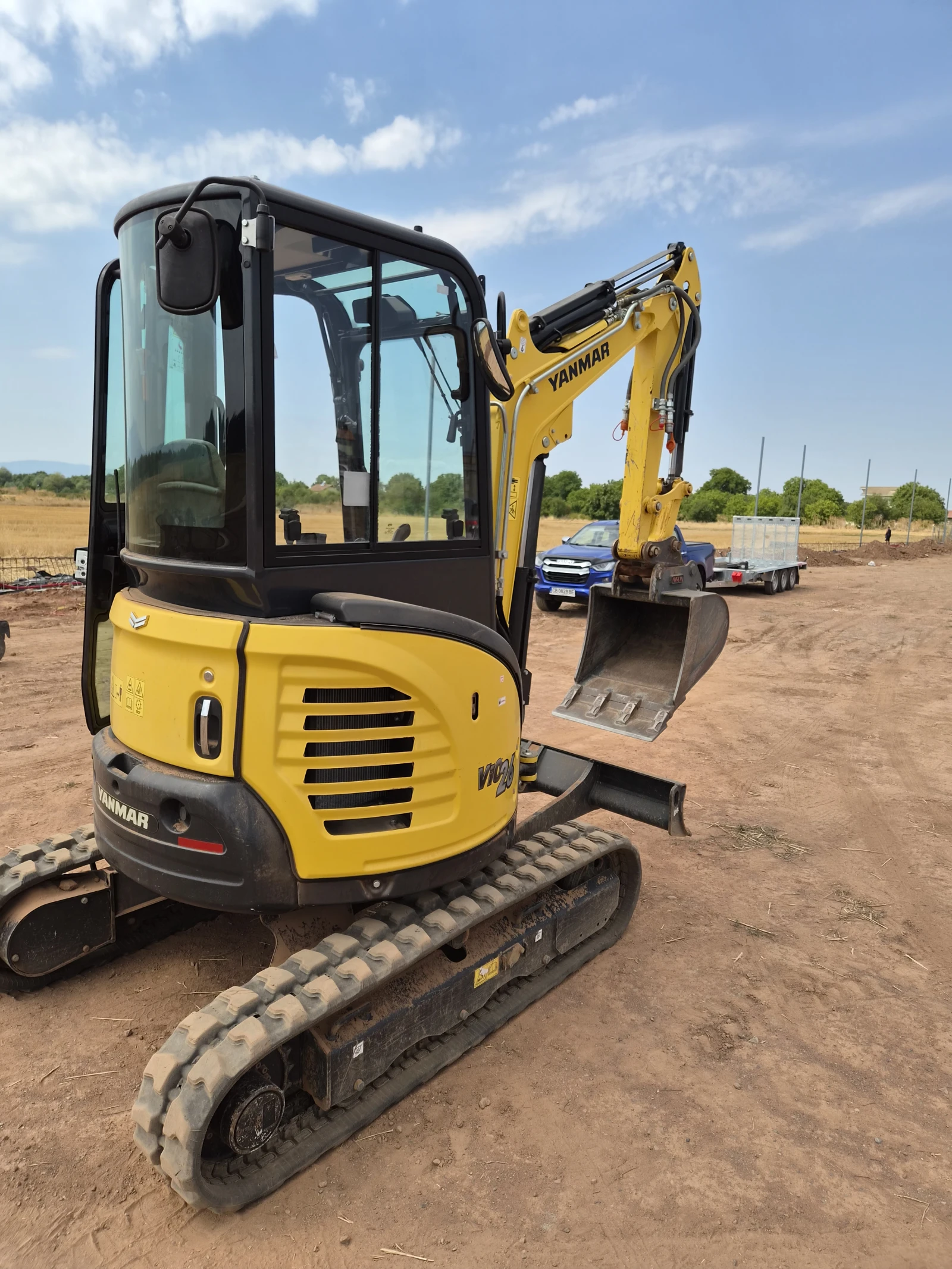 Багер Yanmar Vio 26-6