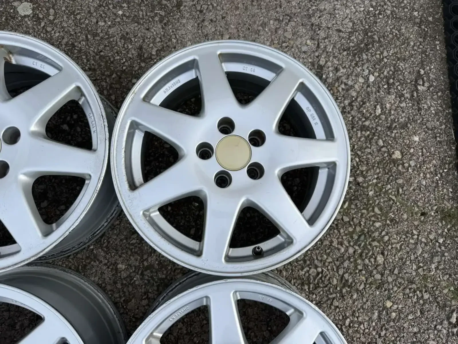 ������ �� Skoda | Mobile.bg � ����������� 3