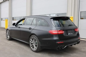 Mercedes-Benz E 53 AMG Wagon* Обдухване* Carbon* Black Matte, снимка 1