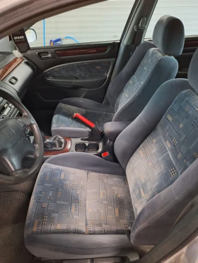 Honda Accord 1.8 v-tec | Mobile.bg    12