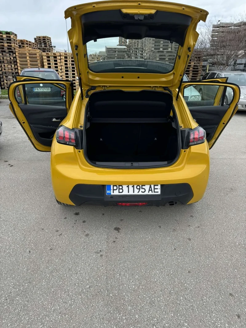 Peugeot 208, снимка 4 - Автомобили и джипове - 46917940