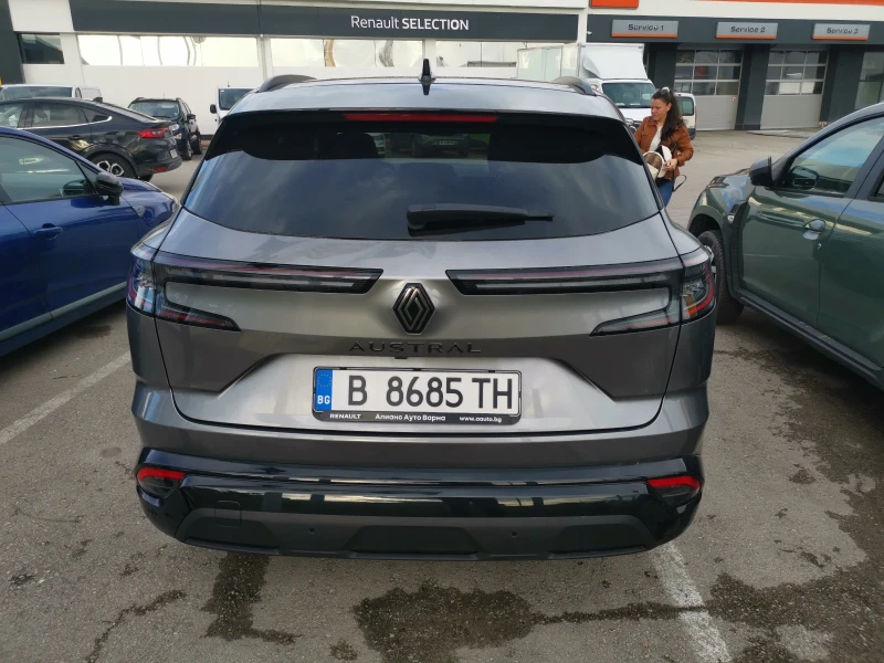 Renault Austral 1.3T 160kc Espirit Alpine, снимка 4 - Автомобили и джипове - 47476361