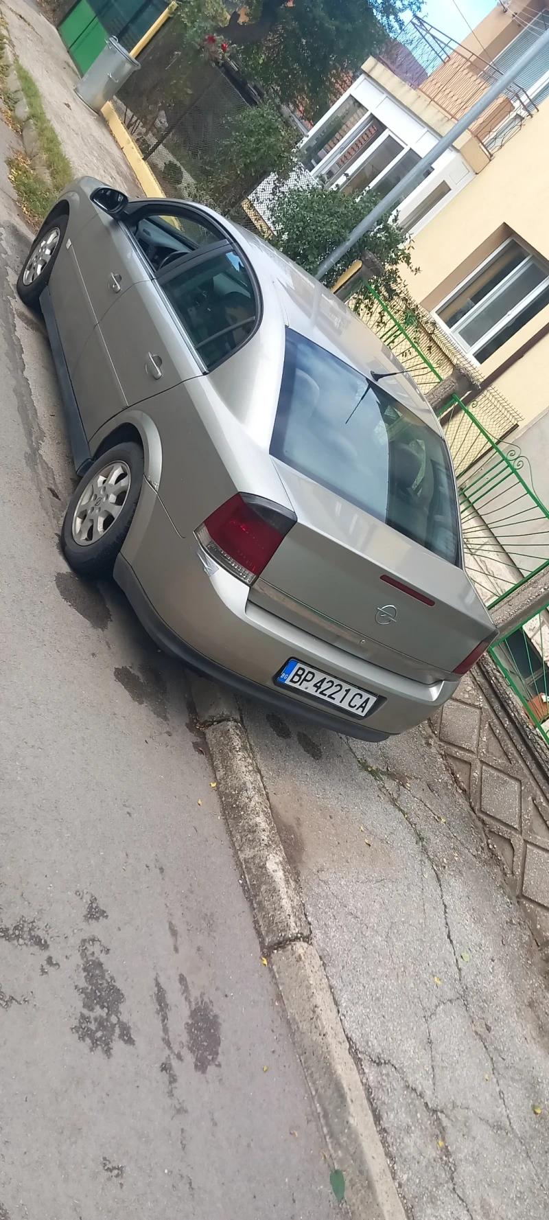 Opel Vectra Седан, снимка 3 - Автомобили и джипове - 47556855